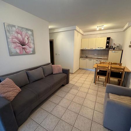 Apartment Pirun Baska  Luaran gambar