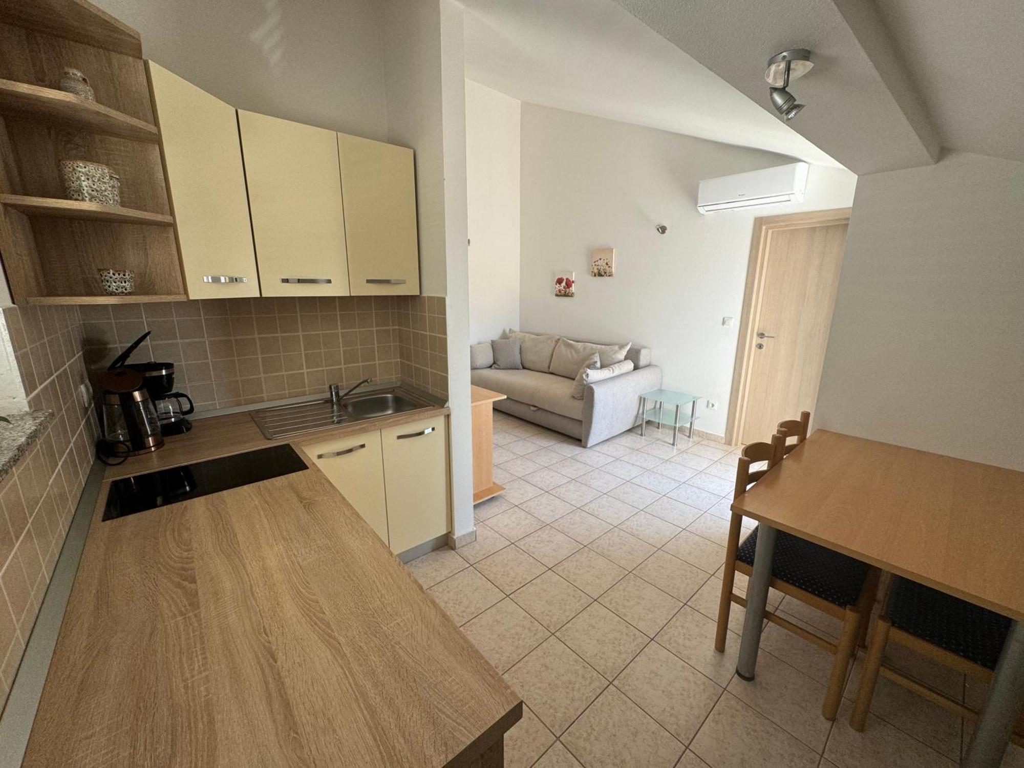Apartment Pirun Baska  Luaran gambar