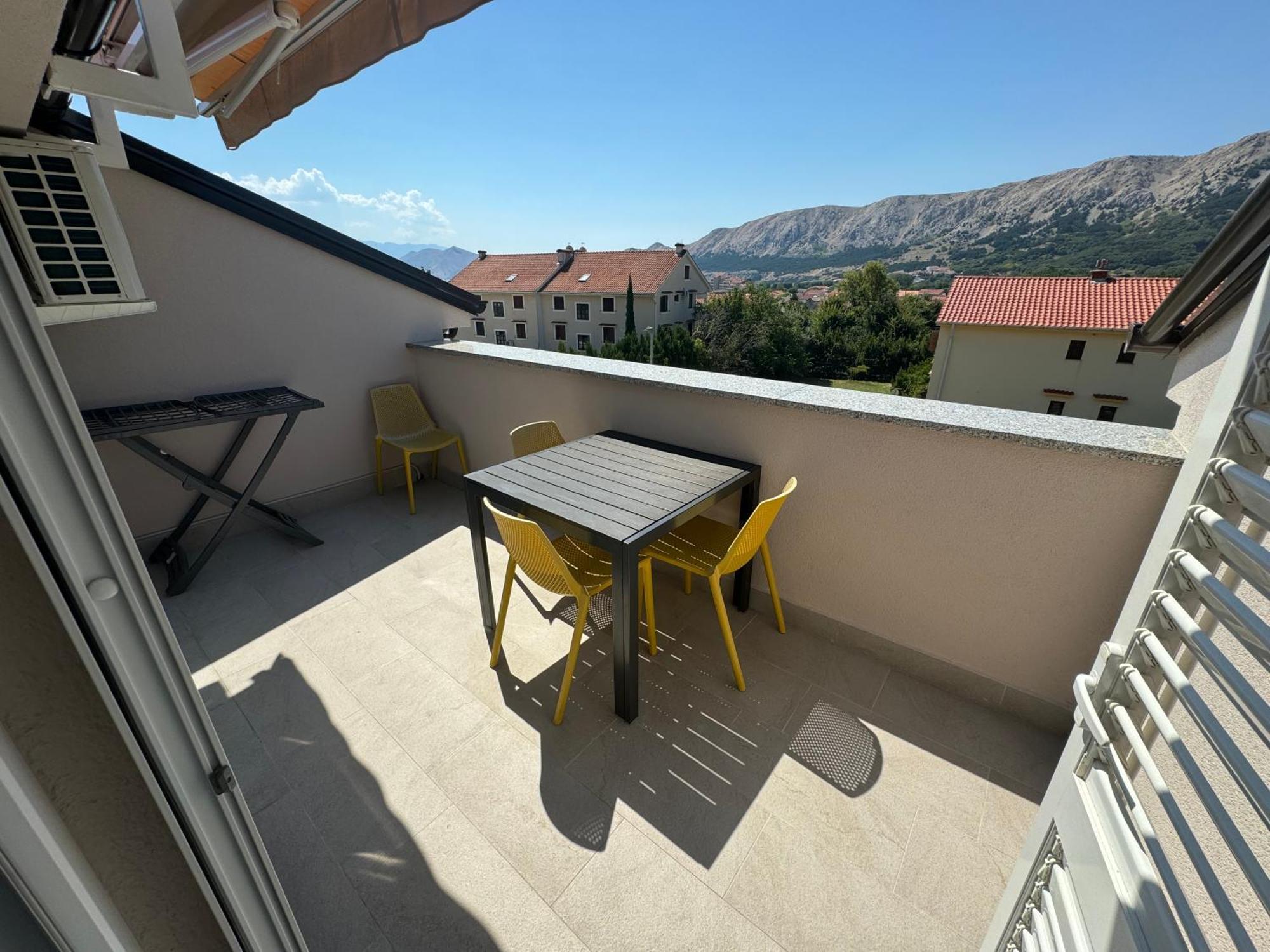 Apartment Pirun Baska  Luaran gambar